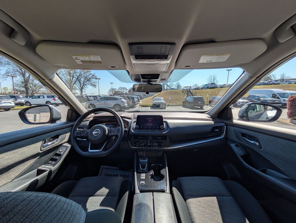 Thumbnail: 2023 Nissan Rogue - 24