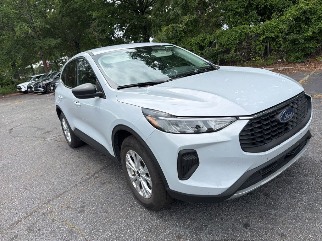 Thumbnail: 2025 Ford Escape - 3