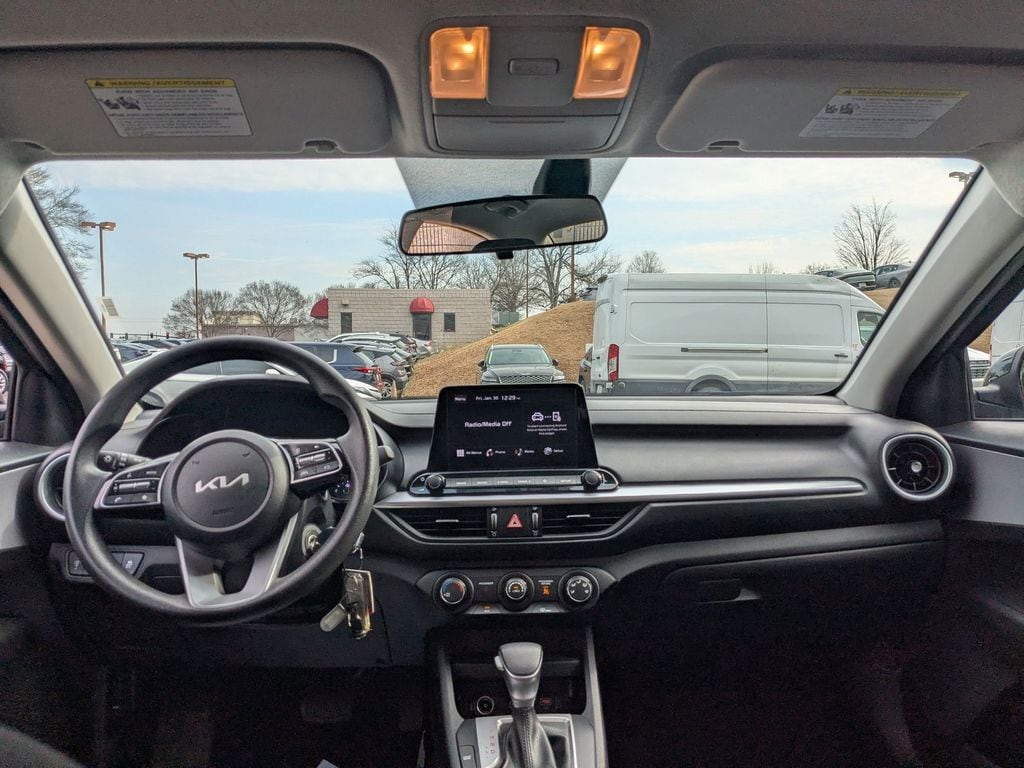 Thumbnail: 2024 Kia Forte - 23