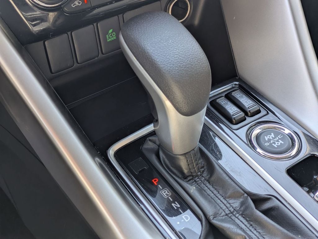 Thumbnail: 2025 Mitsubishi Eclipse Cross - 17