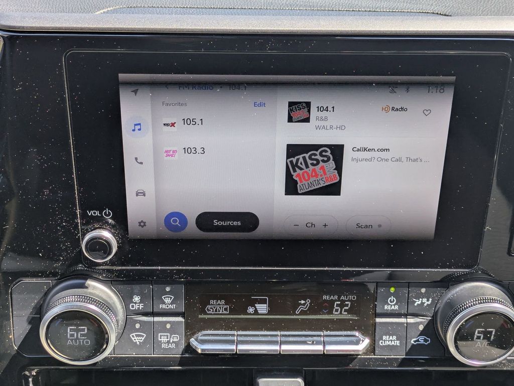 Thumbnail: 2024 Toyota Highlander - 20