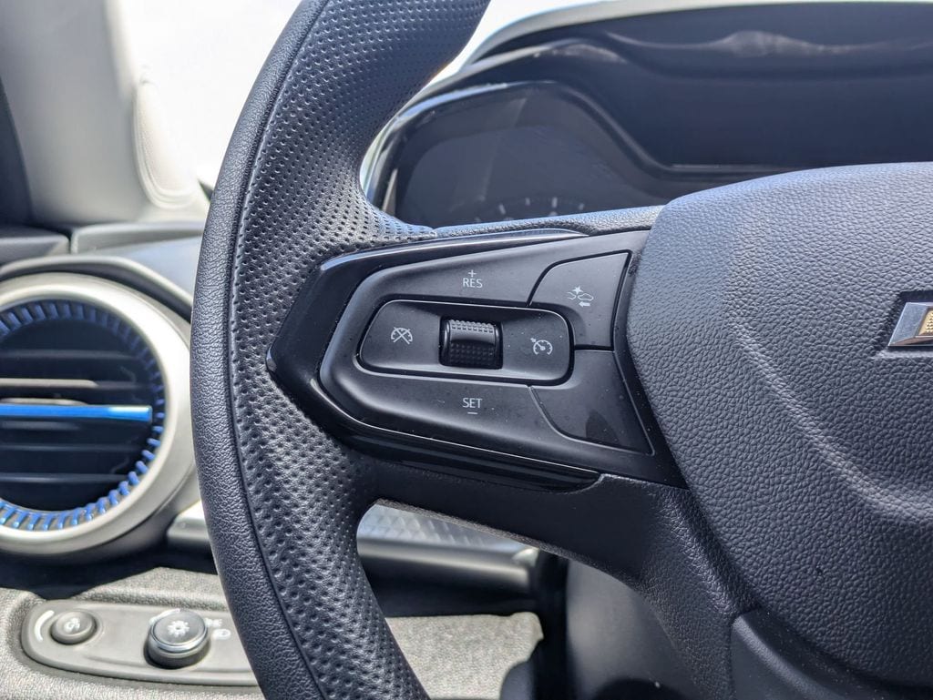 Thumbnail: 2025 Chevrolet Trax - 23