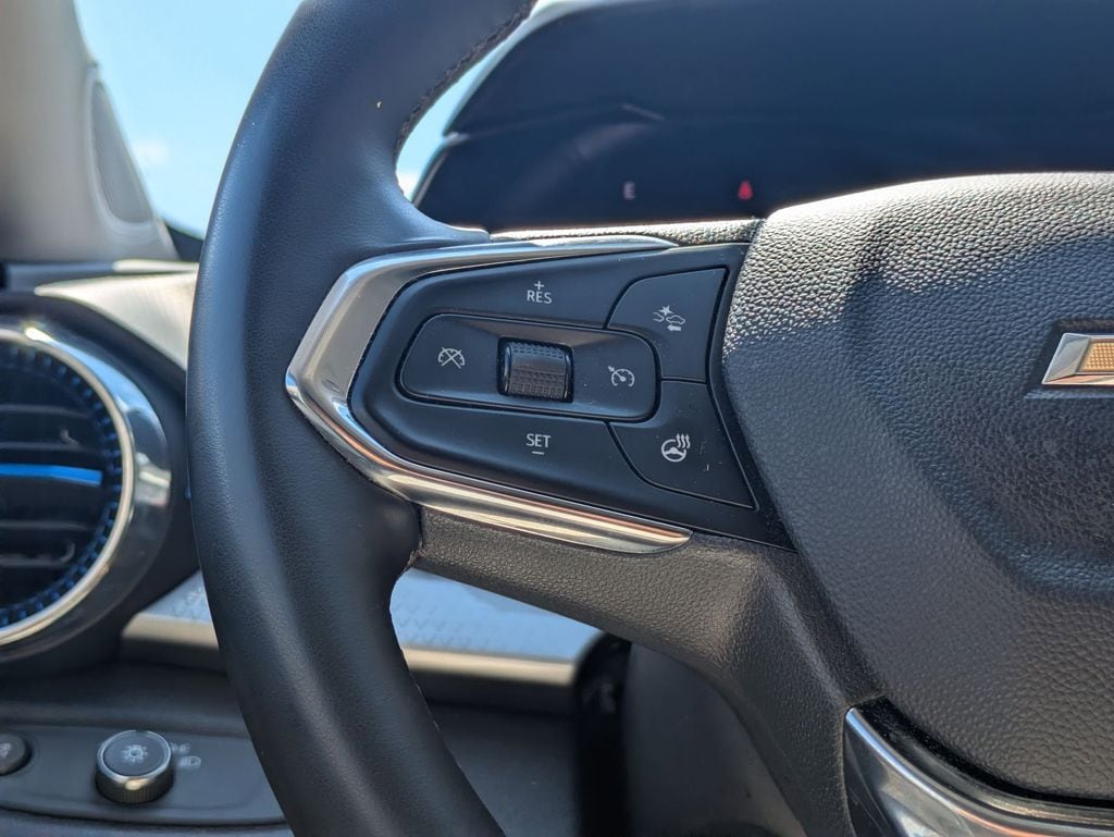 Thumbnail: 2025 Chevrolet Trax - 22