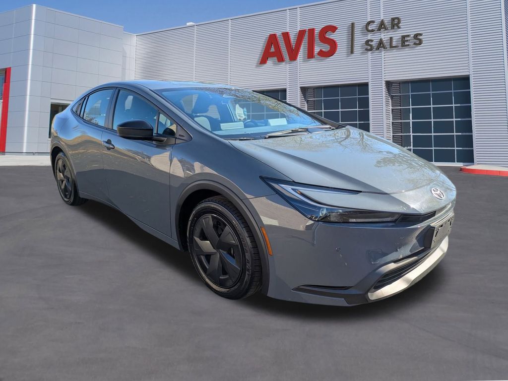 Thumbnail: 2025 Toyota Prius - 3