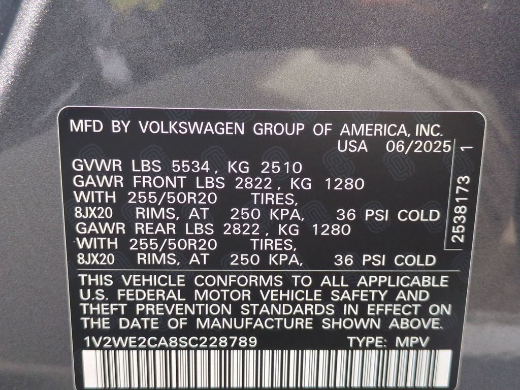 2025 Volkswagen Atlas Cross Sport SE w/Tech - Photo 32
