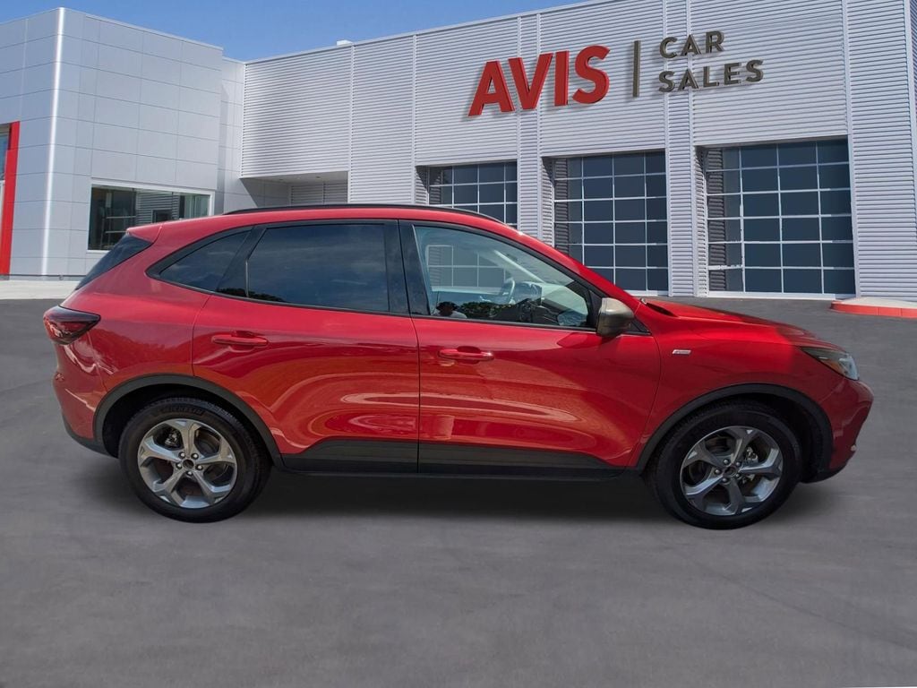 Thumbnail: 2025 Ford Escape - 5