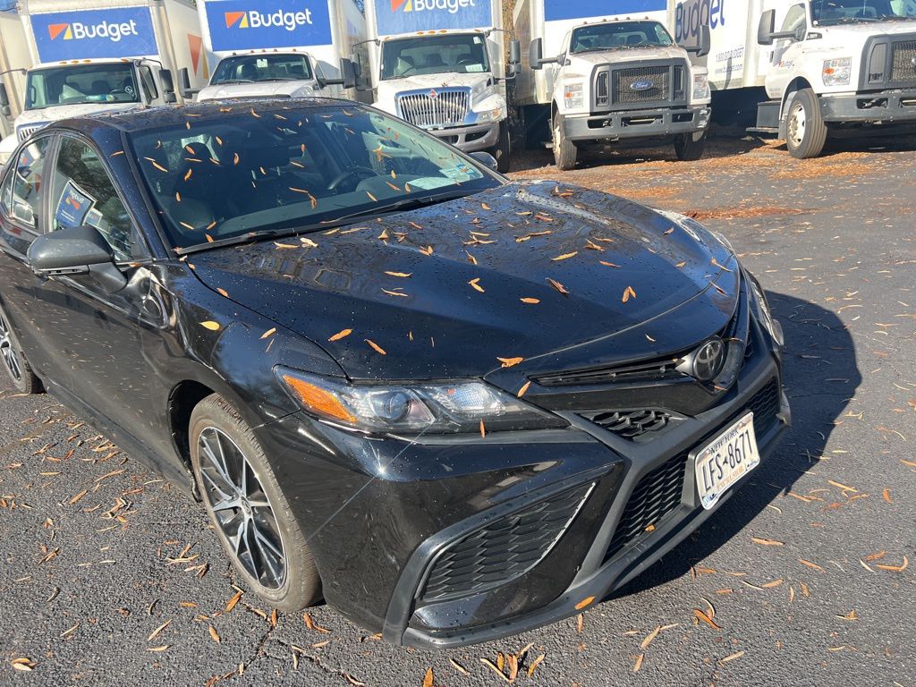 Thumbnail: 2024 Toyota Camry - 10