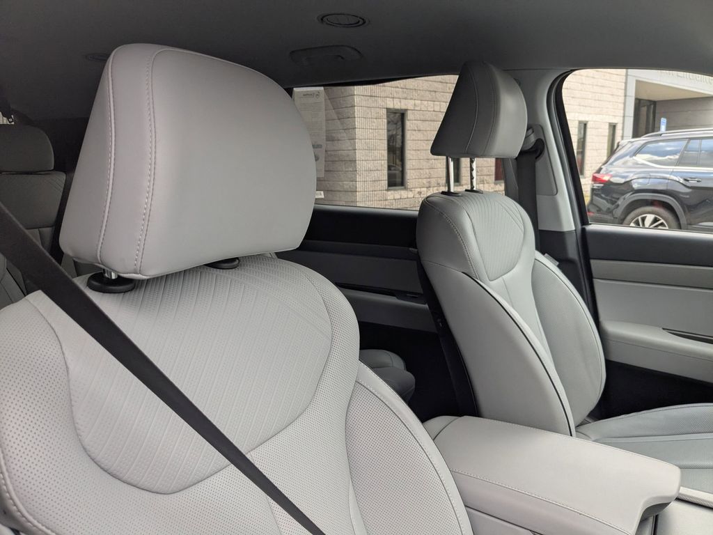 Thumbnail: 2025 Hyundai Palisade - 30