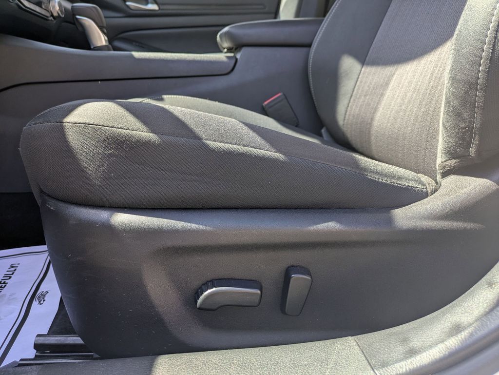 Thumbnail: 2025 Nissan Altima - 14