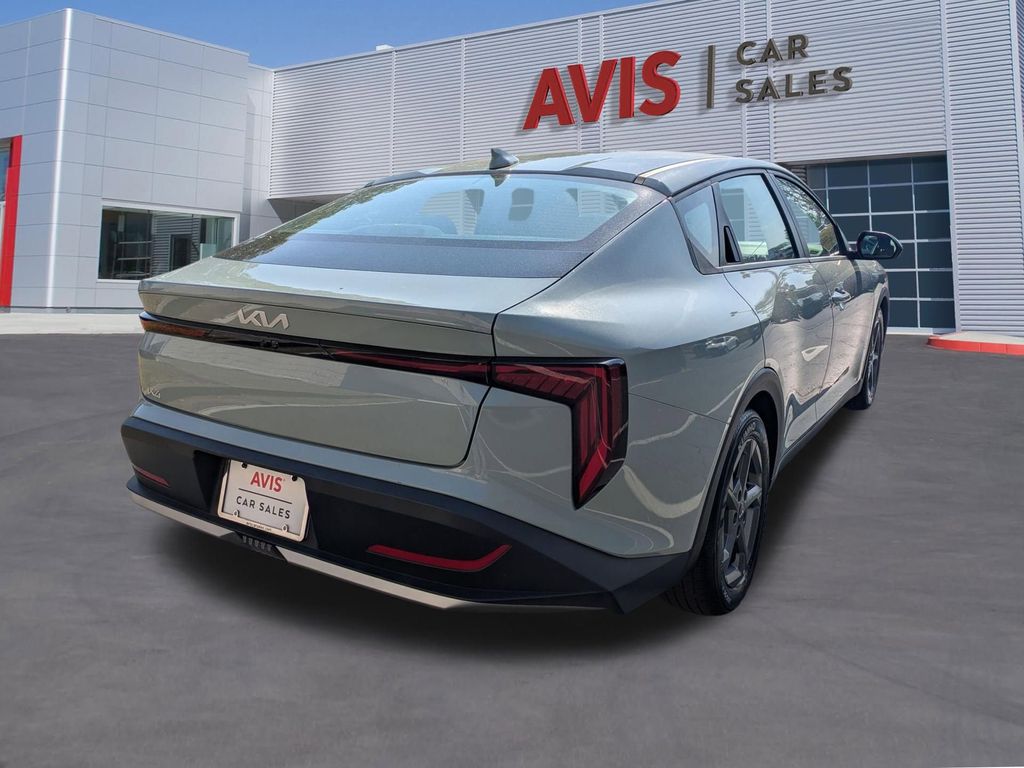 Thumbnail: 2025 Kia K4 - 6