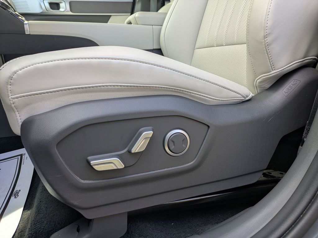 Thumbnail: 2025 Hyundai Santa Fe - 14