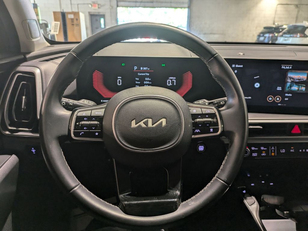 Thumbnail: 2024 Kia Sorento - 19
