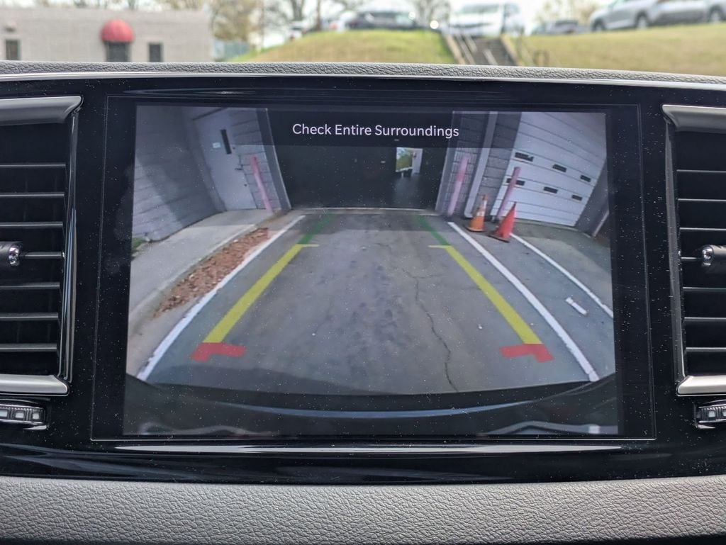 Thumbnail: 2025 Chrysler Pacifica - 20