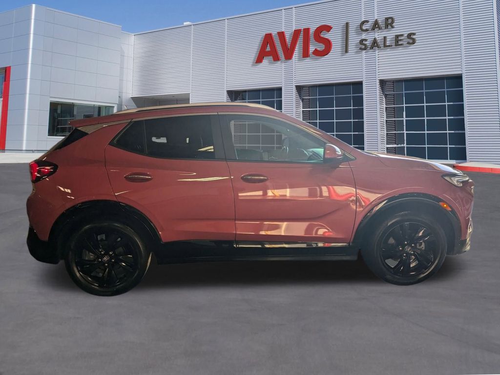 2024 Buick Encore GX Sport Touring photo 4