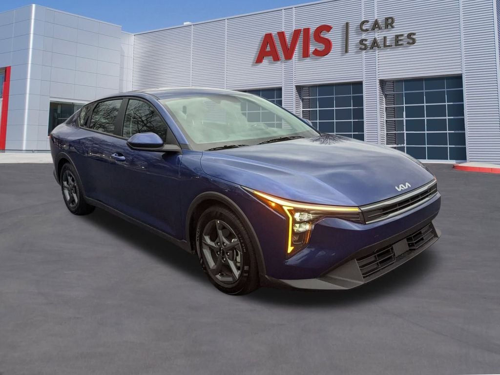 Thumbnail: 2025 Kia K4 - 3