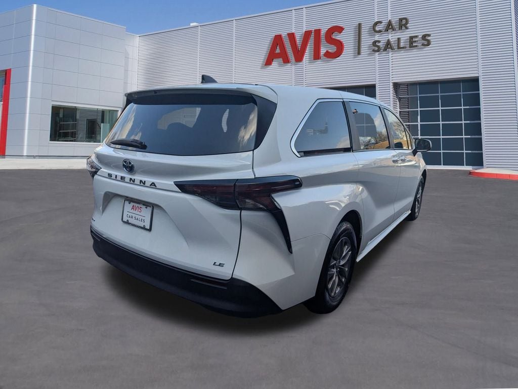 Thumbnail: 2025 Toyota Sienna - 6