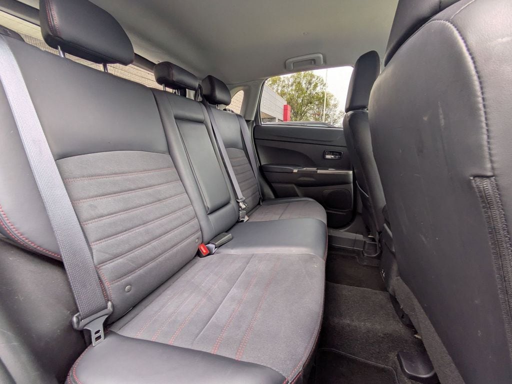 Thumbnail: 2025 Mitsubishi Outlander Sport - 27