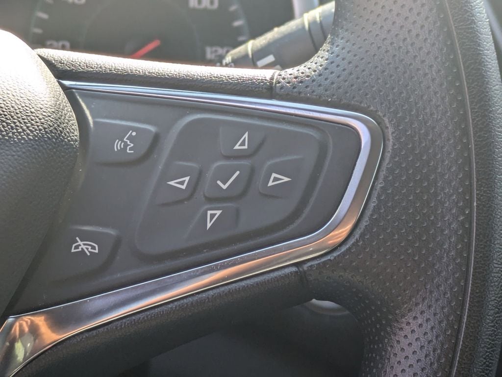 Thumbnail: 2024 Chevrolet Malibu - 18