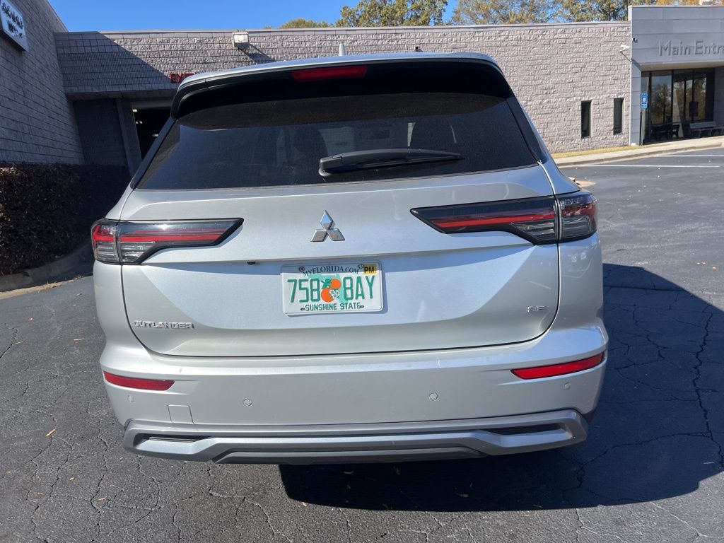 Thumbnail: 2025 Mitsubishi Outlander - 12
