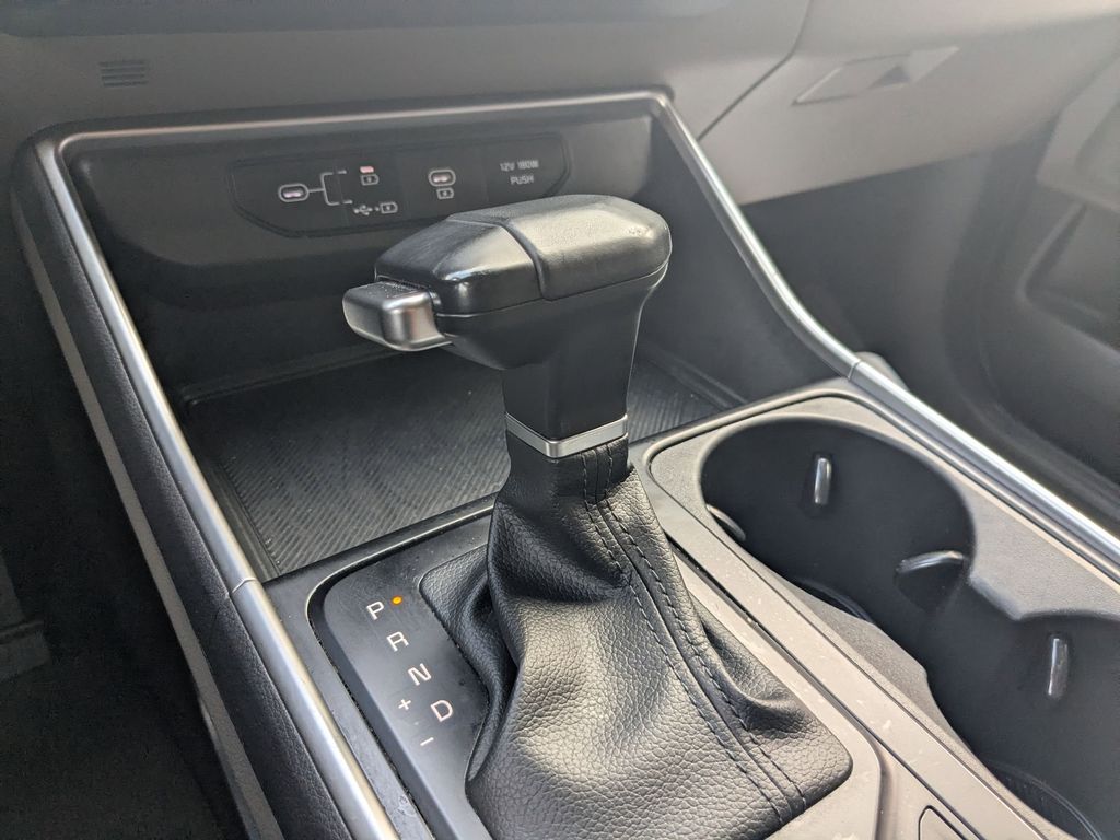 Thumbnail: 2025 Kia Carnival - 19