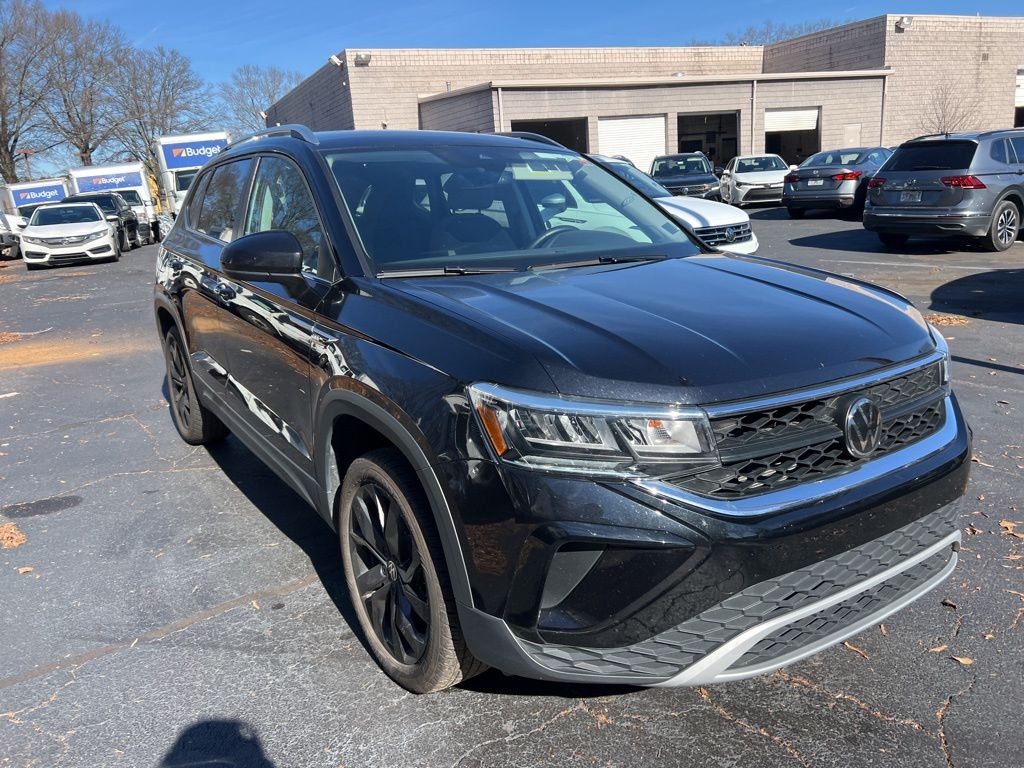 Thumbnail: 2024 Volkswagen Taos - 3