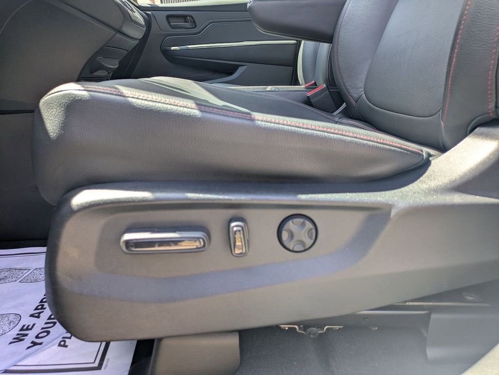 Thumbnail: 2025 Honda Odyssey - 14