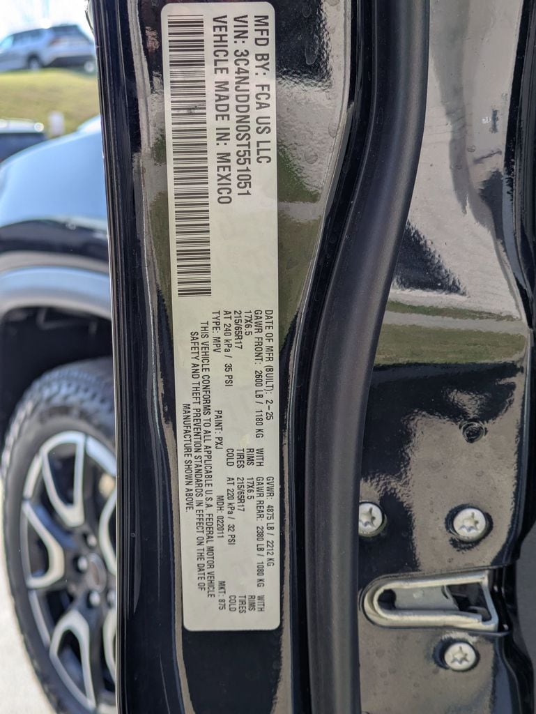 Thumbnail: 2025 Jeep Compass - 32