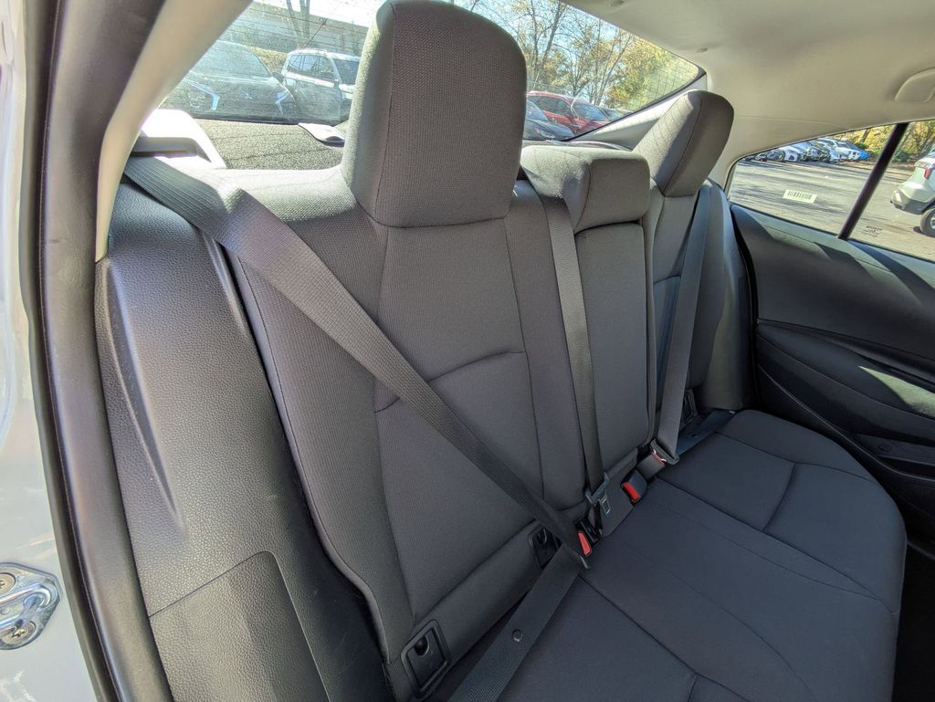 Thumbnail: 2025 Toyota Corolla - 28