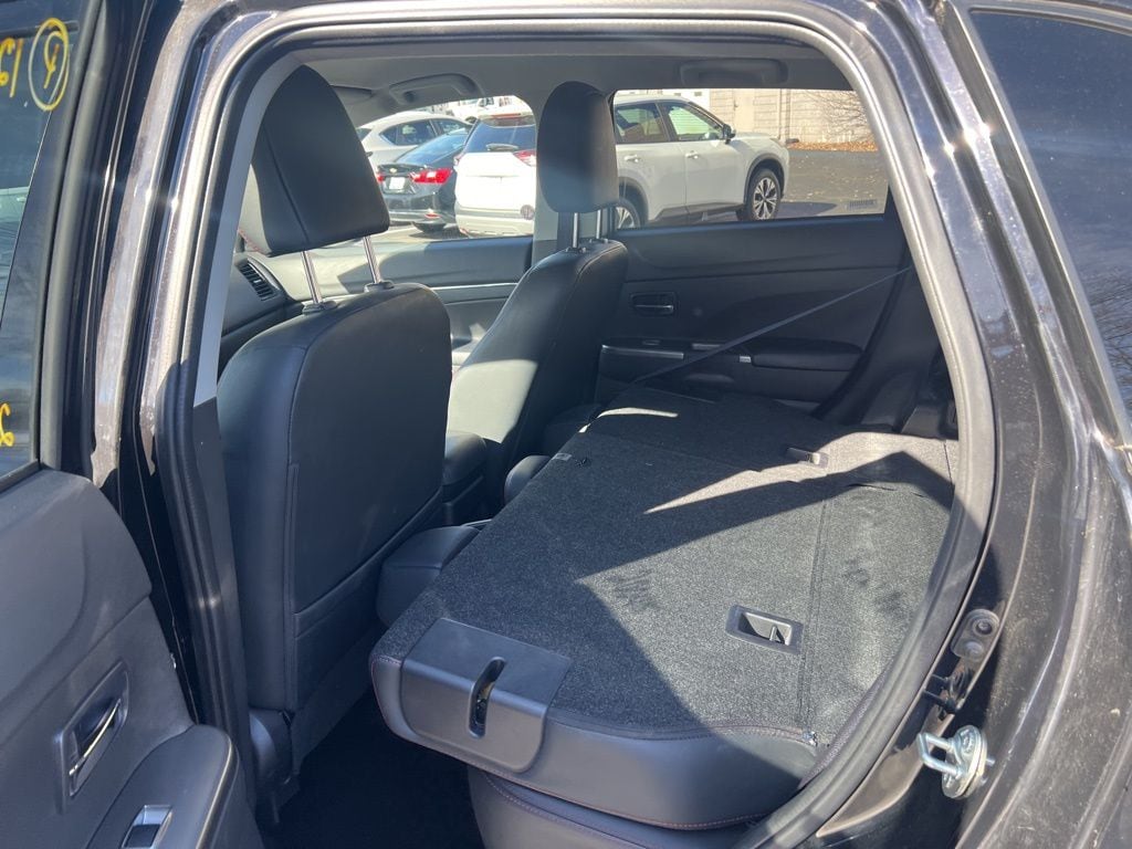 Thumbnail: 2024 Mitsubishi Outlander Sport - 6