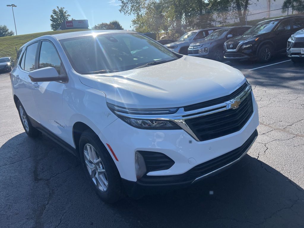 Thumbnail: 2024 Chevrolet Equinox - 3