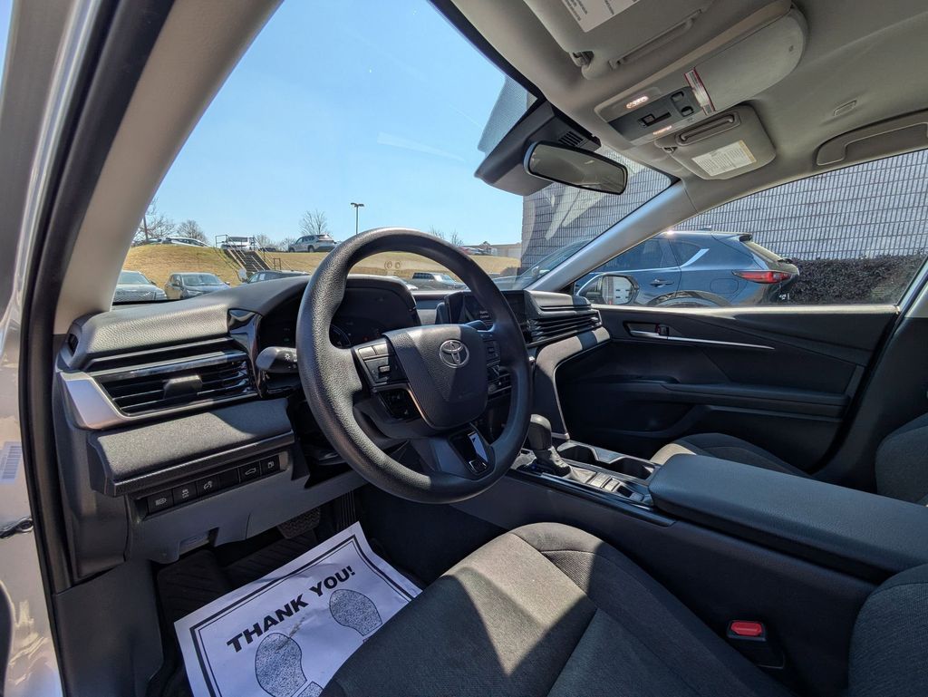 Thumbnail: 2025 Toyota Camry - 14