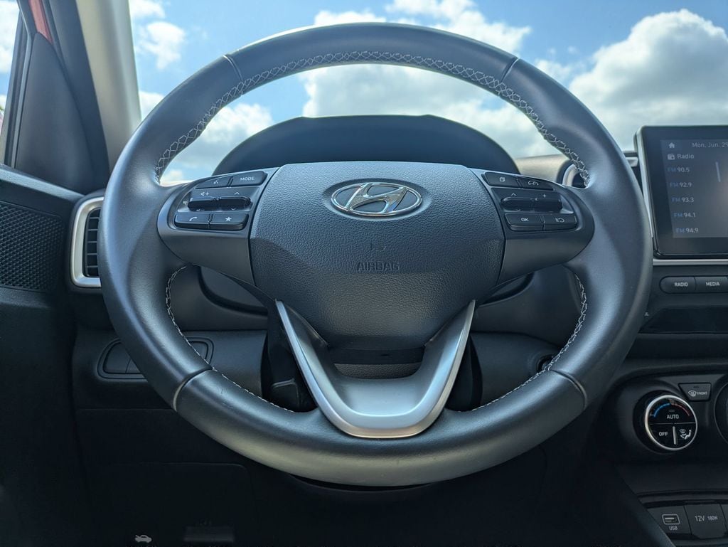 Thumbnail: 2025 Hyundai Venue - 21