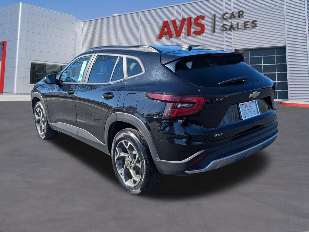 Thumbnail: 2024 Chevrolet Trax - 7