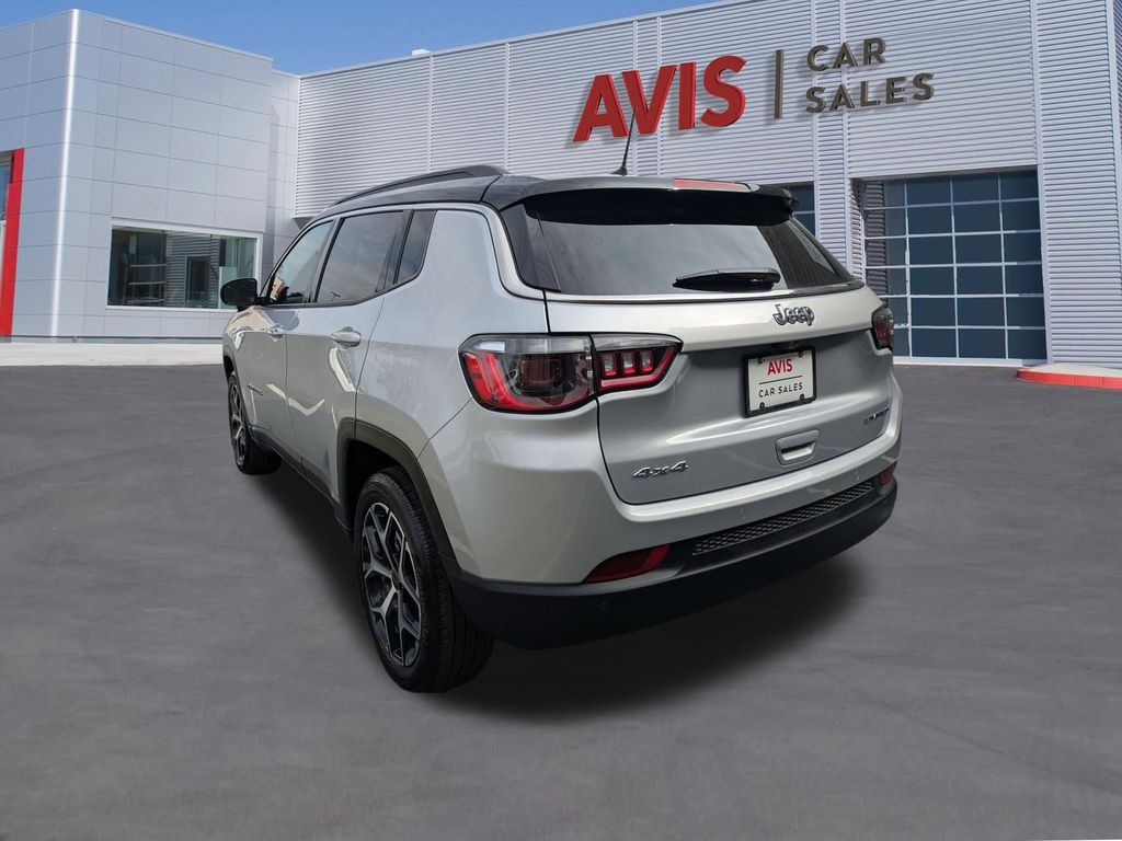 Thumbnail: 2025 Jeep Compass - 9