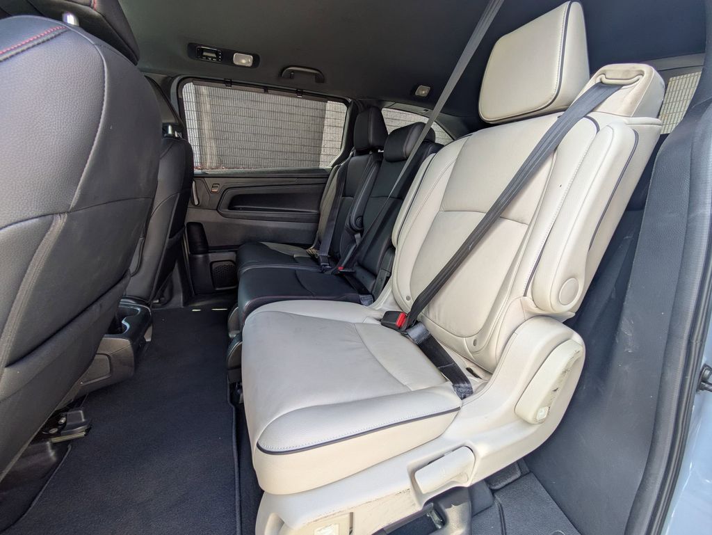 Thumbnail: 2025 Honda Odyssey - 26