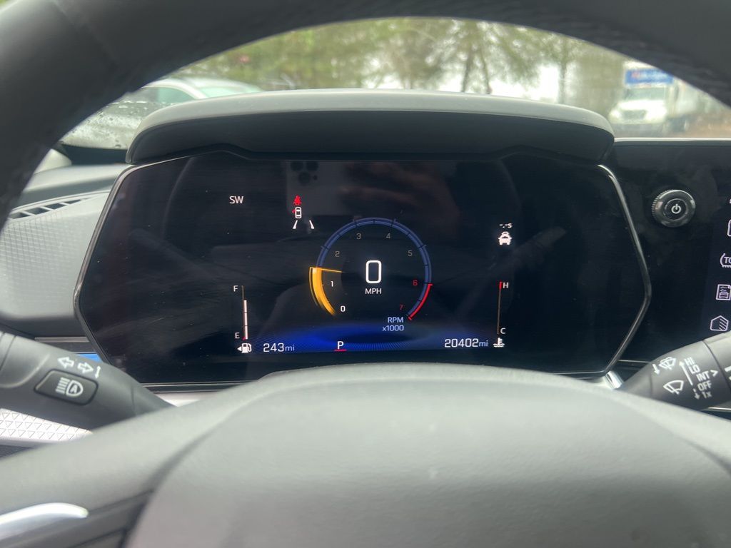 Thumbnail: 2025 Chevrolet Trax - 8