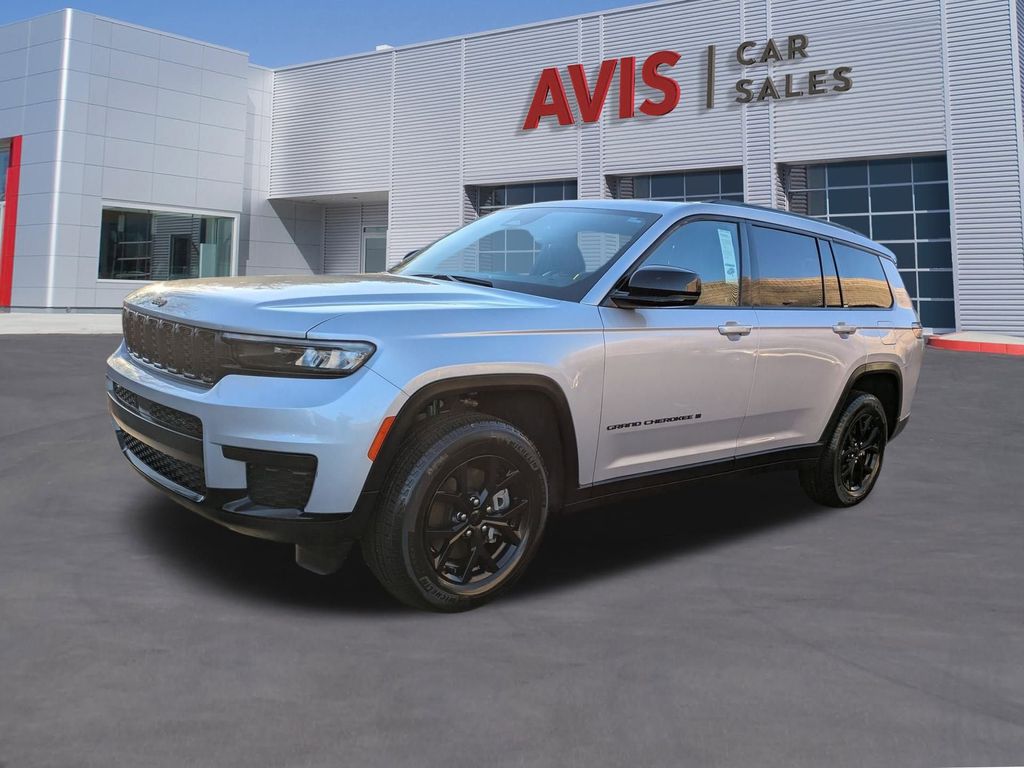 2024 Jeep Grand Cherokee L Altitude's photo