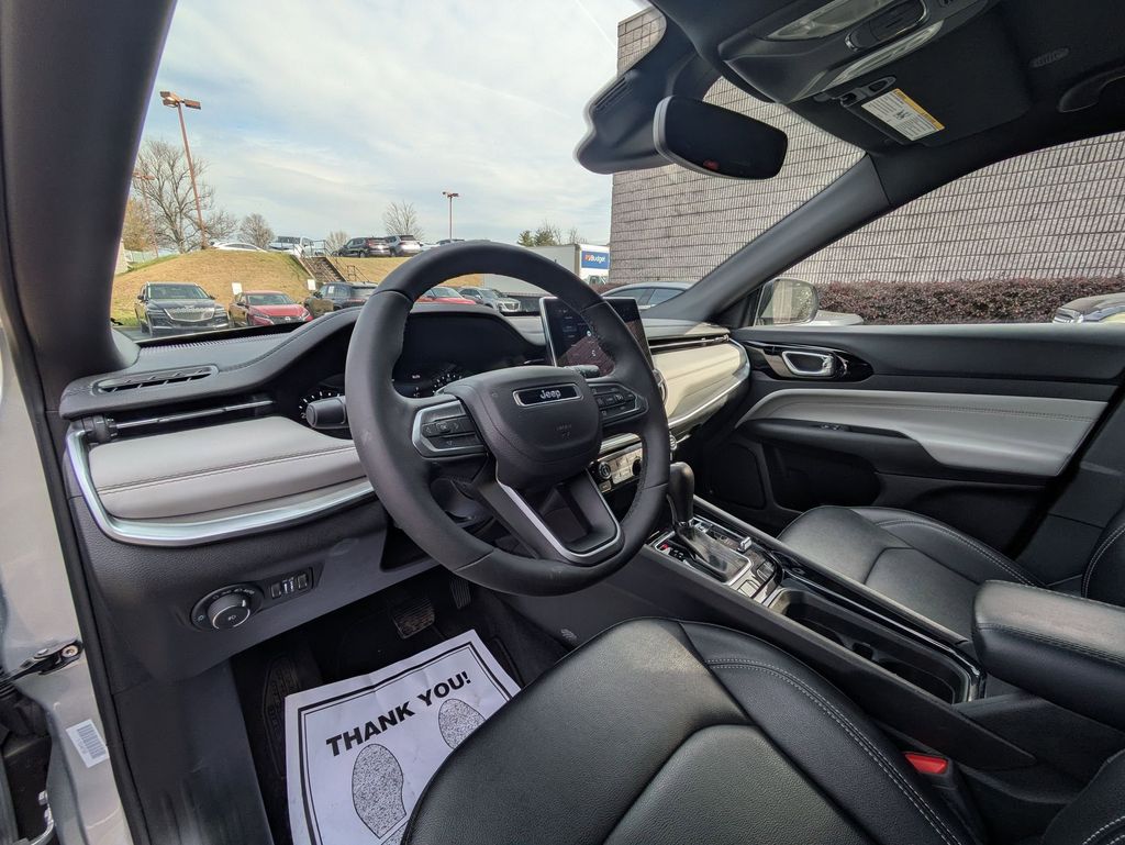 Thumbnail: 2025 Jeep Compass - 16