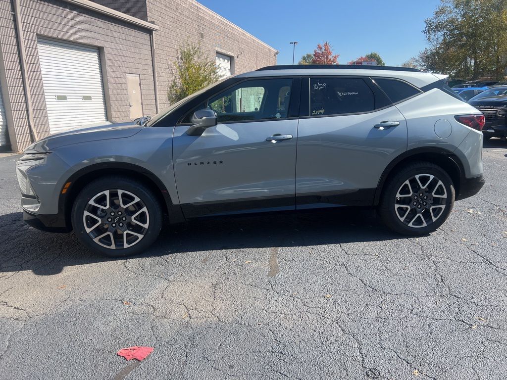 Thumbnail: 2025 Chevrolet Blazer - 9