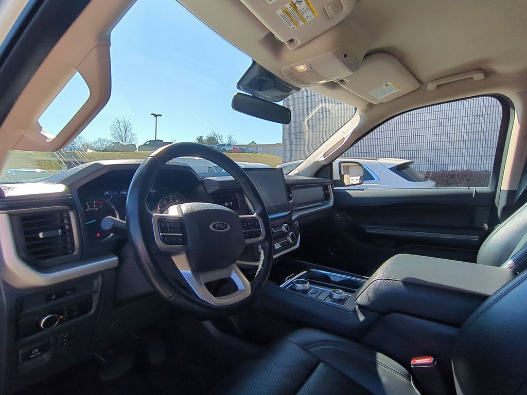 Thumbnail: 2024 Ford Expedition MAX - 15