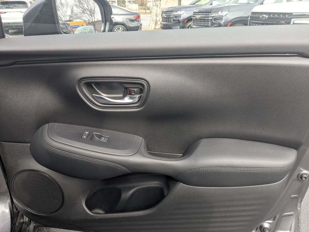 Thumbnail: 2025 Honda HR-V - 32