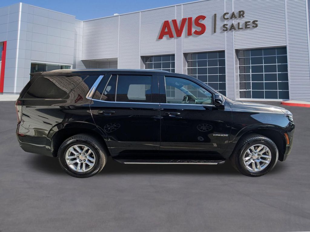 Thumbnail: 2025 Chevrolet Tahoe - 5