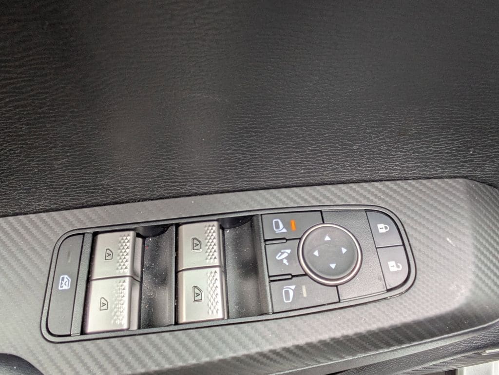 Thumbnail: 2025 Mitsubishi Outlander - 13