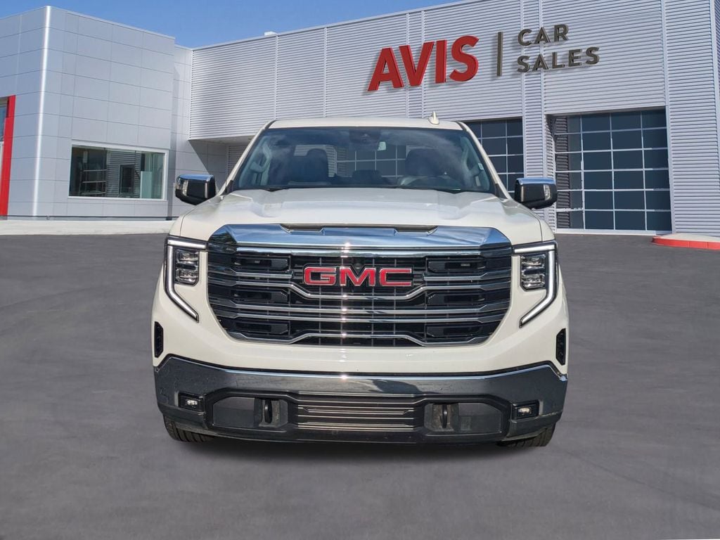 2024 GMC Sierra 1500 SLT 2