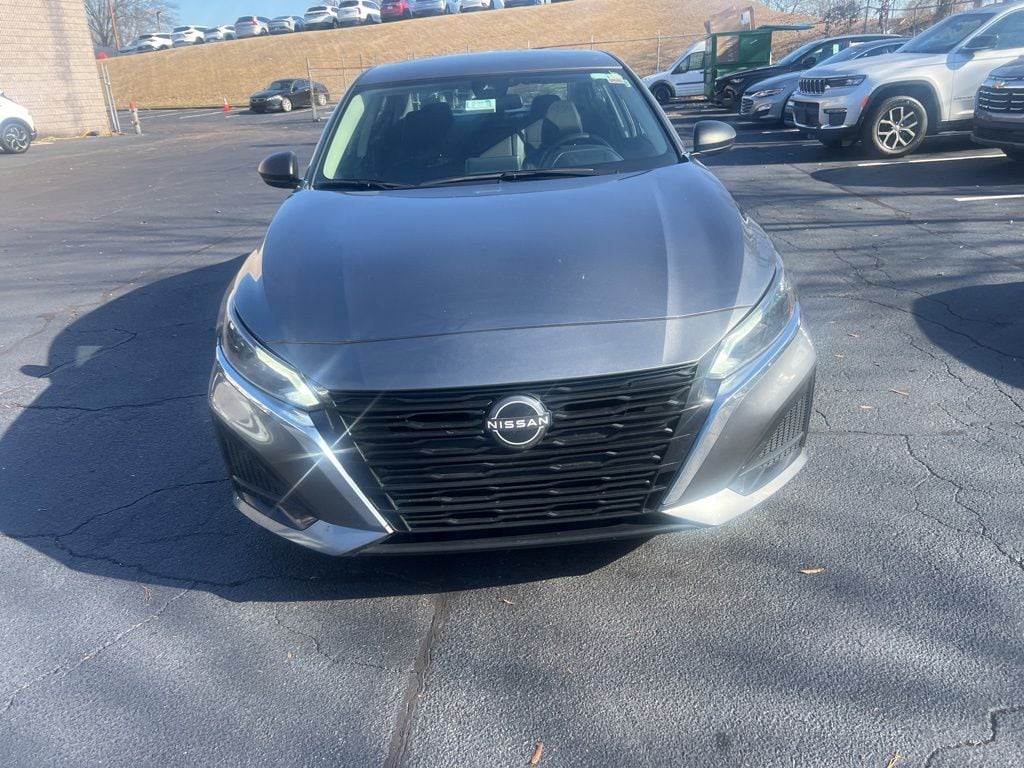 Certified 2024 Nissan Altima 2.5 SV Sedan