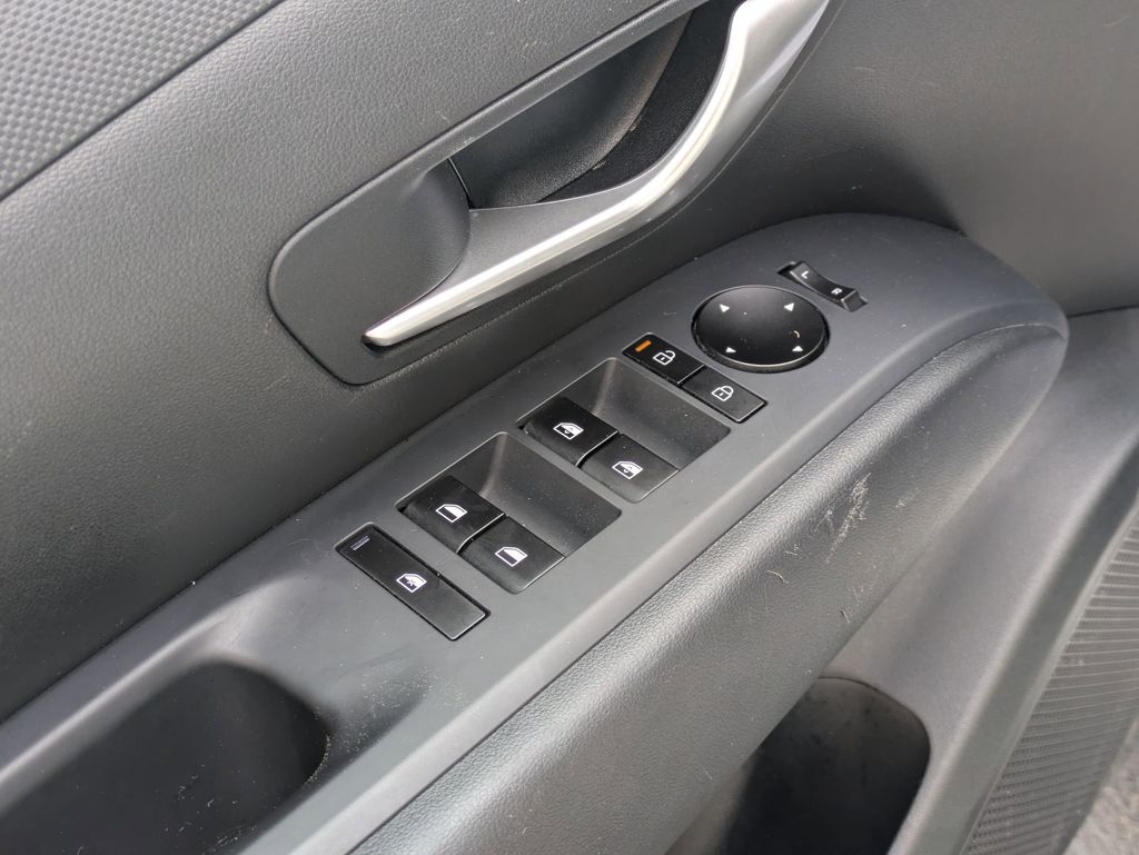 Thumbnail: 2025 Hyundai Santa Cruz - 13