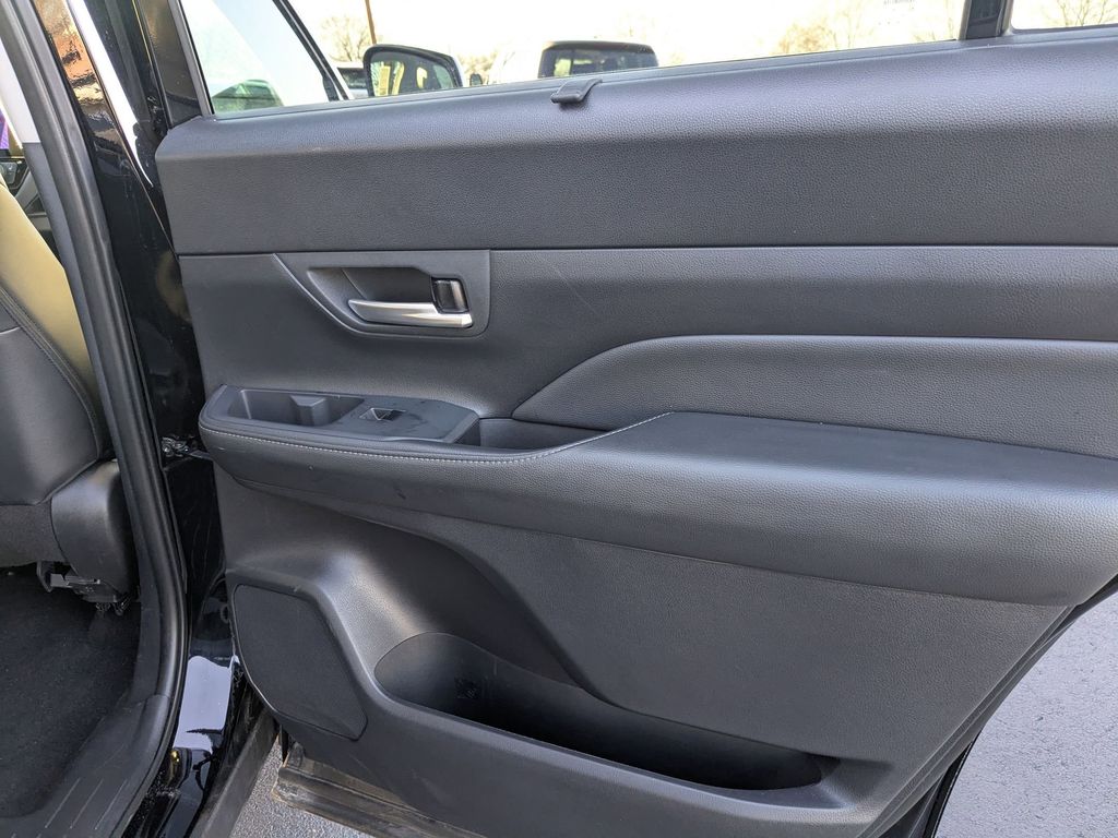 Thumbnail: 2025 Toyota Grand Highlander - 33