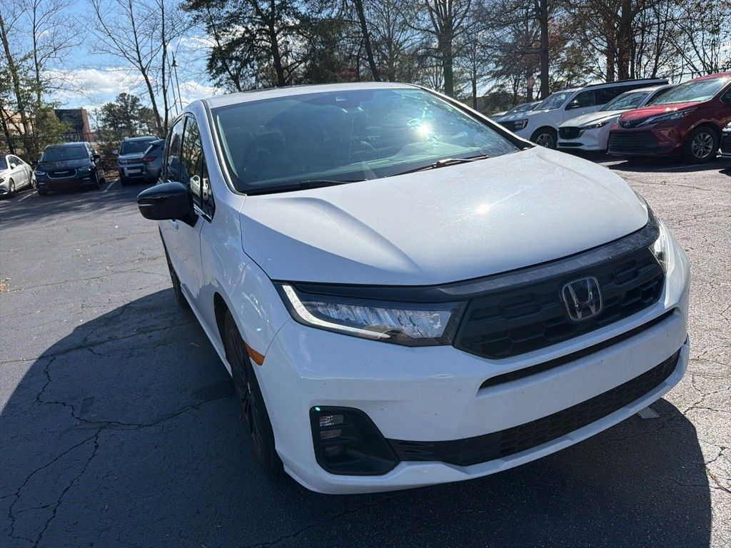 Thumbnail: 2025 Honda Odyssey - 3