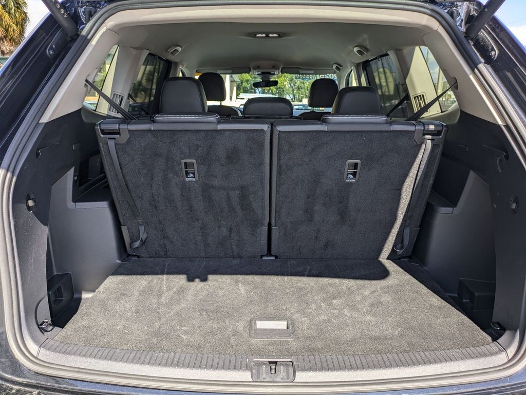 Thumbnail: 2025 Volkswagen Atlas - 28