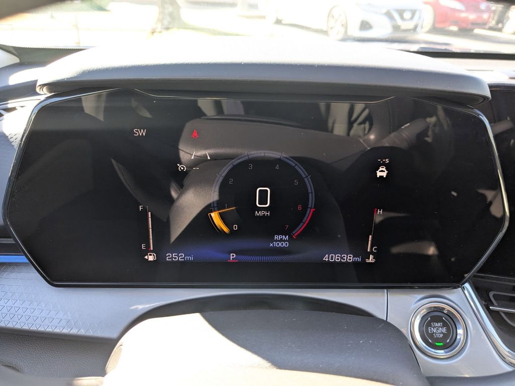 Thumbnail: 2024 Chevrolet Trax - 14